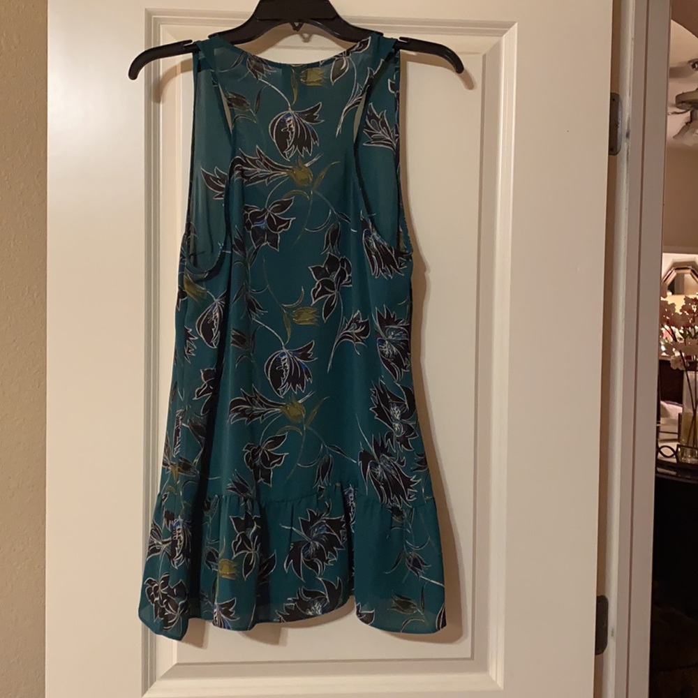 CAbi Green Top Size Medium - Picture 3 of 3